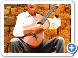Badia Medeiros - 001