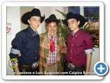 Luis Gustavo e Luis Augusto com Barnab