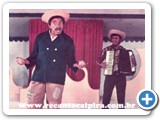Mazzaropi cantando A Sanfona da Via em Beto Ronca Ferro - 1970