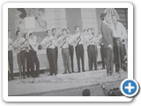 Atuao e posterior acompanhamento aos cantores Agnaldo Raiol e Moacyr Franco - 1970