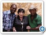 Pedro Paulo e Paulo Vitor com Inezita Barroso